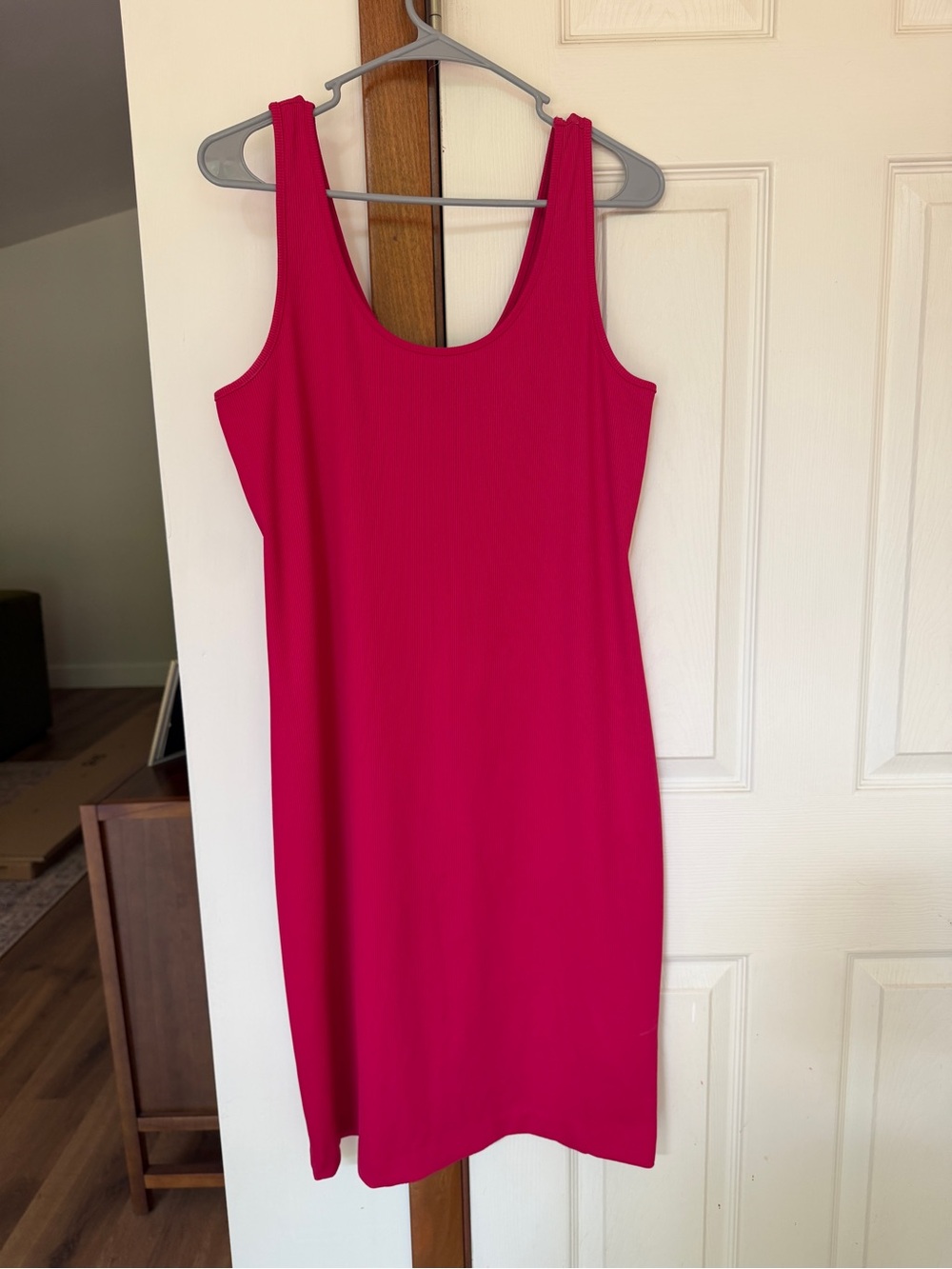 Express Hot Pink Sleeveless Scoop Neck Midi Dress